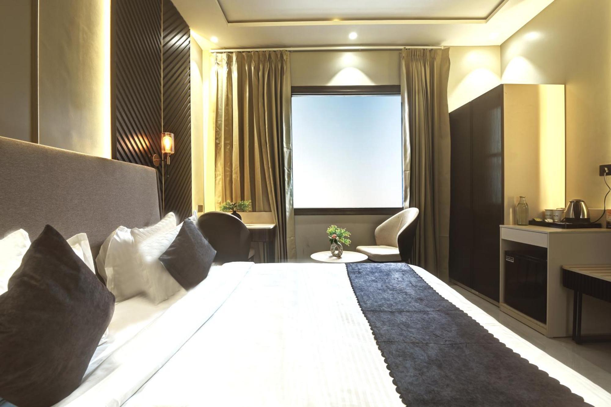 Hotel Saltstayz Olive - Pitampura New Delhi